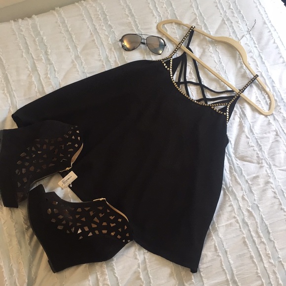Forever 21 strappy sequin tank top - Picture 2 of 8